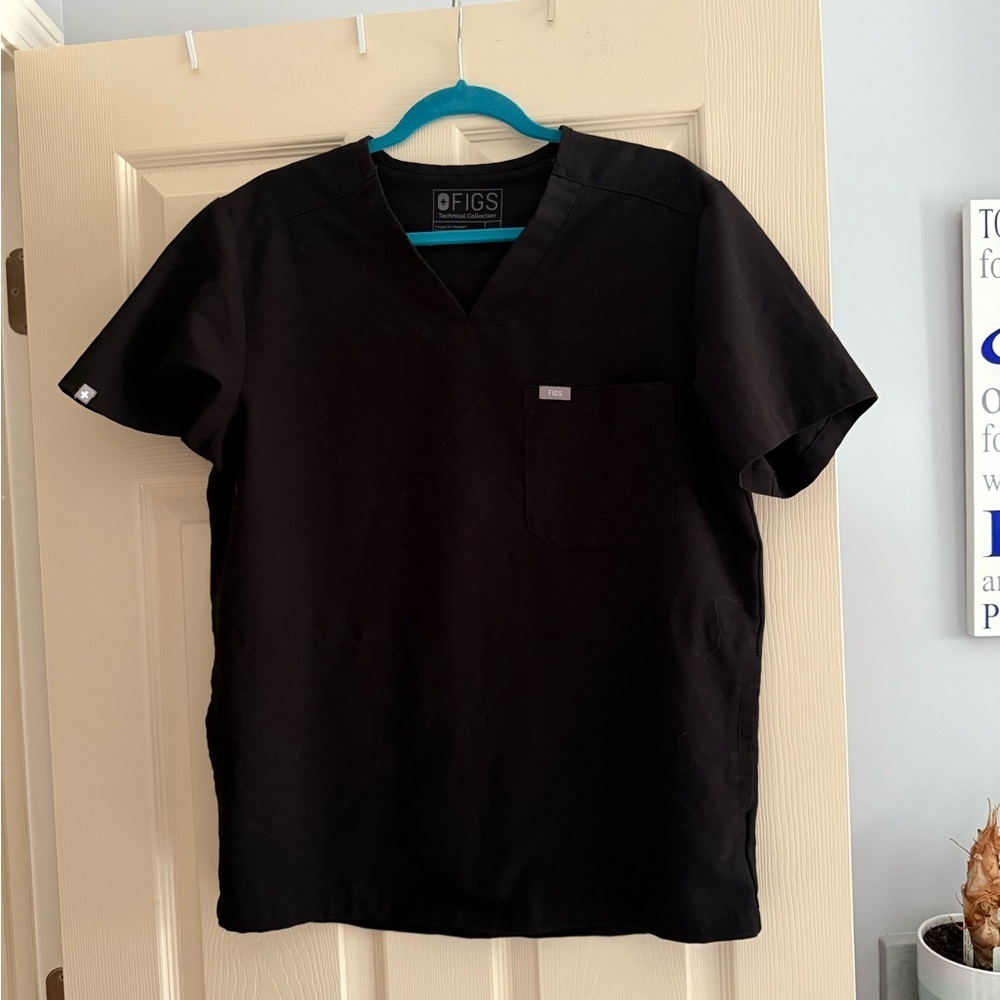 Figs Men's Classic Black V-Neck Shirt